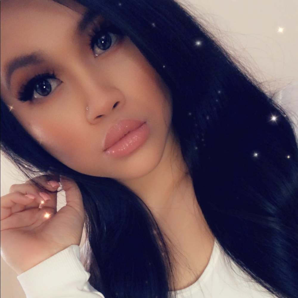 Meet your Posher, Annie